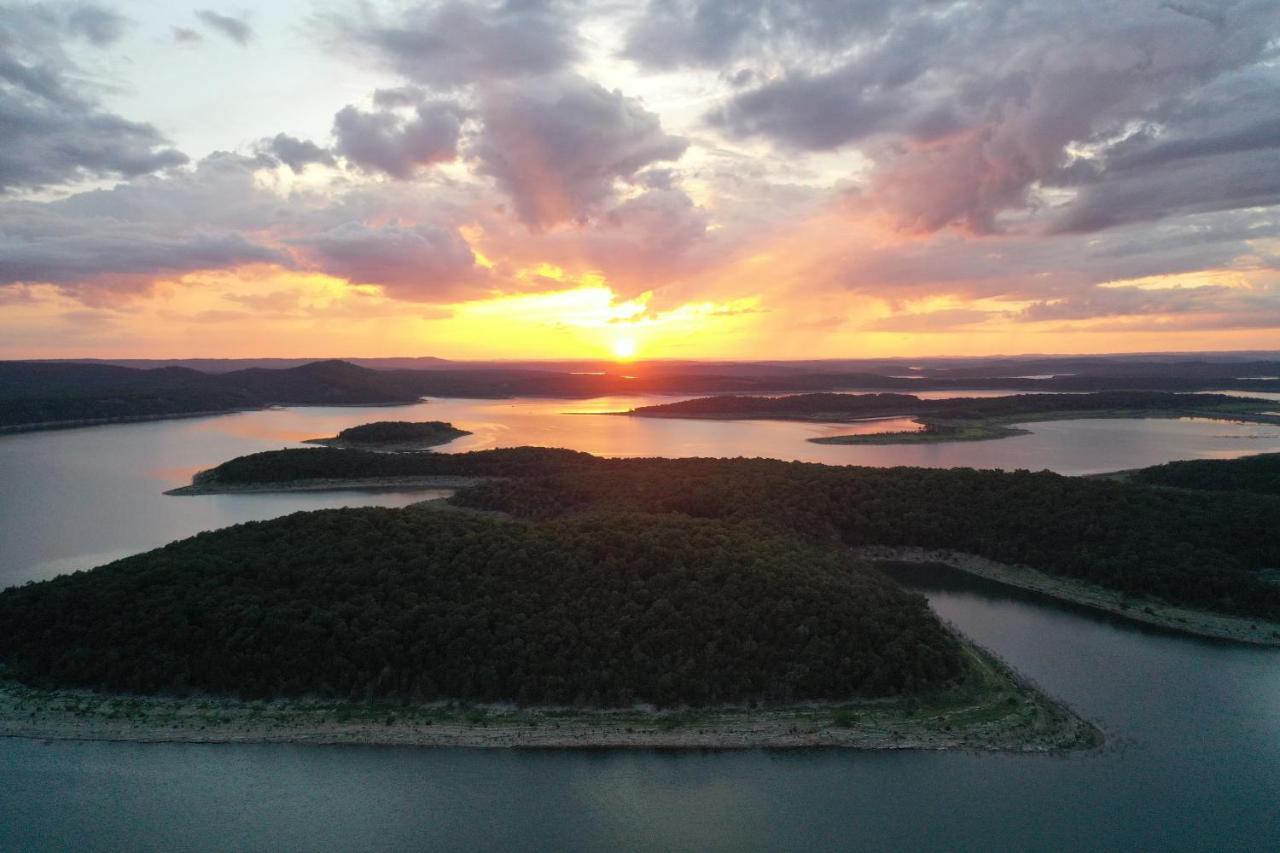 Lake River Lodge Bull Shoals Eksteriør billede
